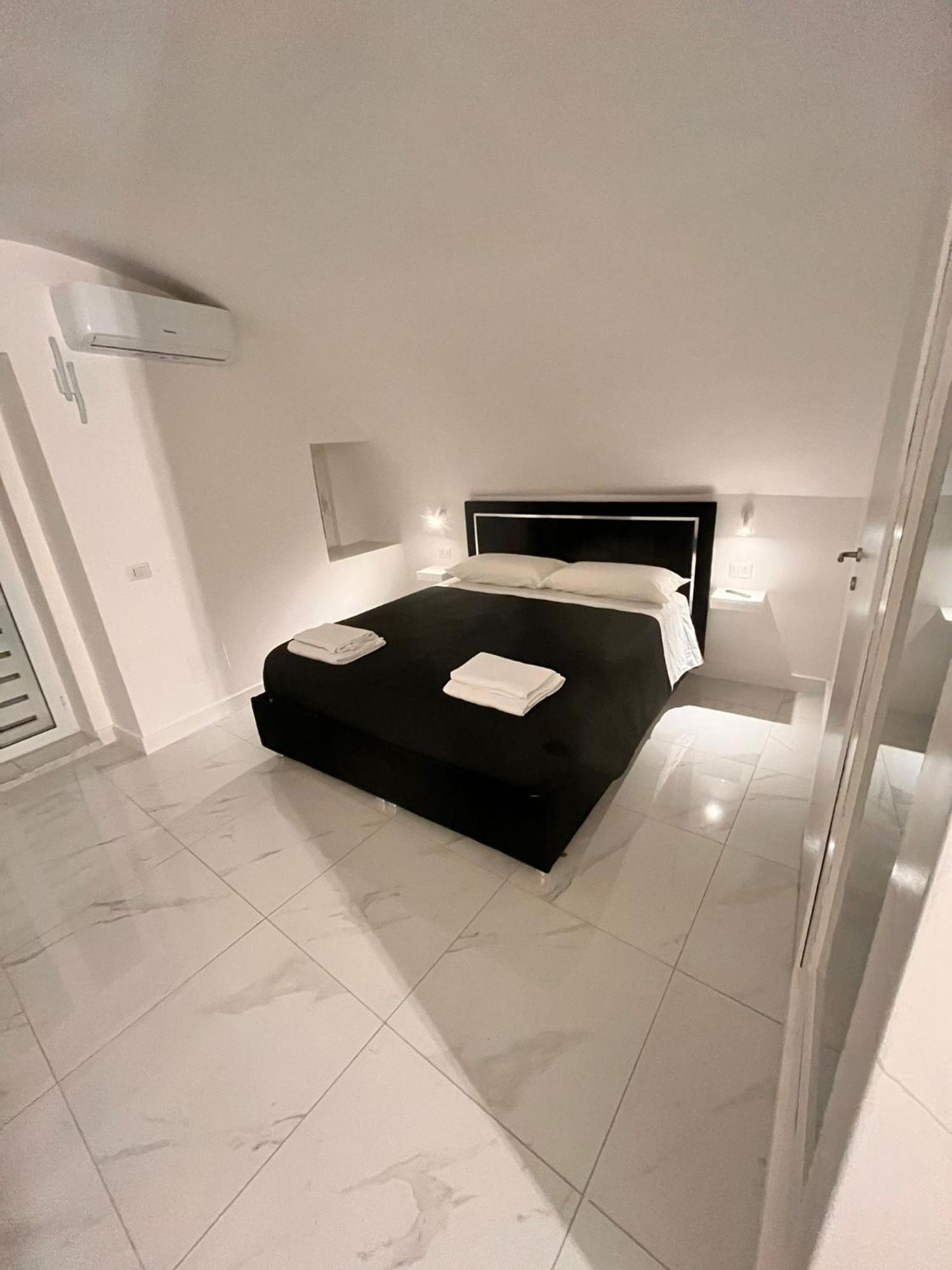 Suite Luxury Toto Неаполь Екстер'єр фото